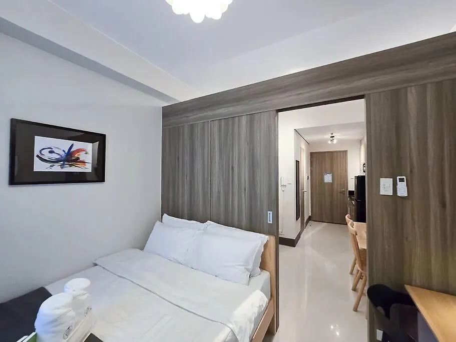 1Br Unit Condotel W Balcony Fame Residences -Fm32 Manila 0*,  Philippines