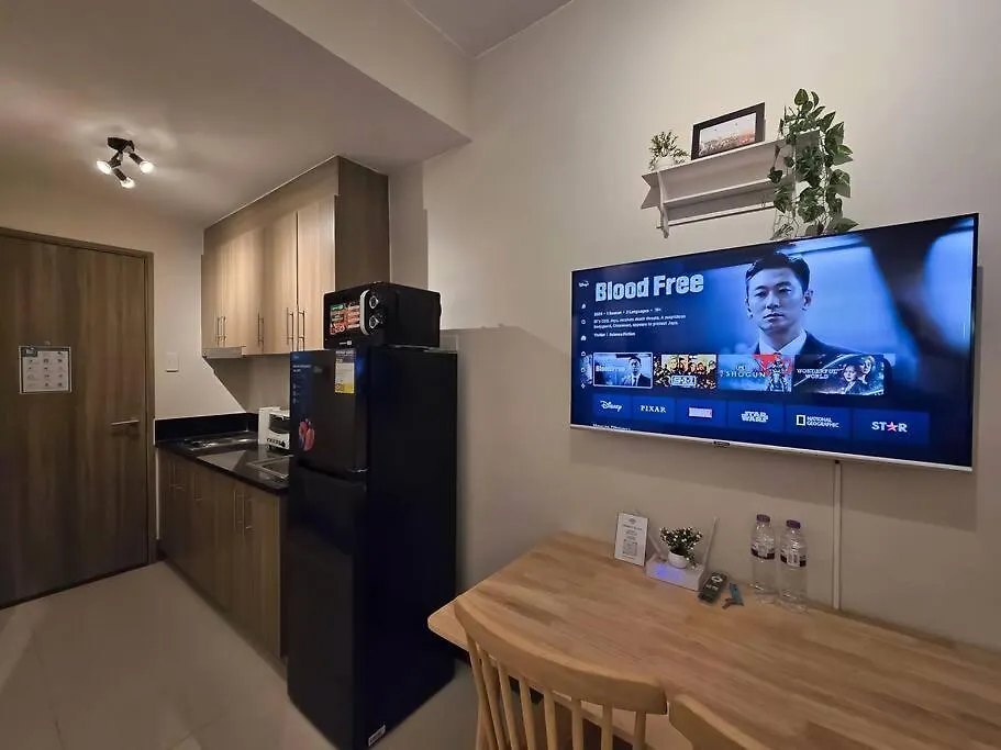 Apartment 1Br Unit Condotel W Balcony Fame Residences -Fm32 Manila