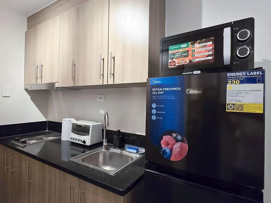 Apartment 1Br Unit Condotel W Balcony Fame Residences -Fm32 Manila Philippines