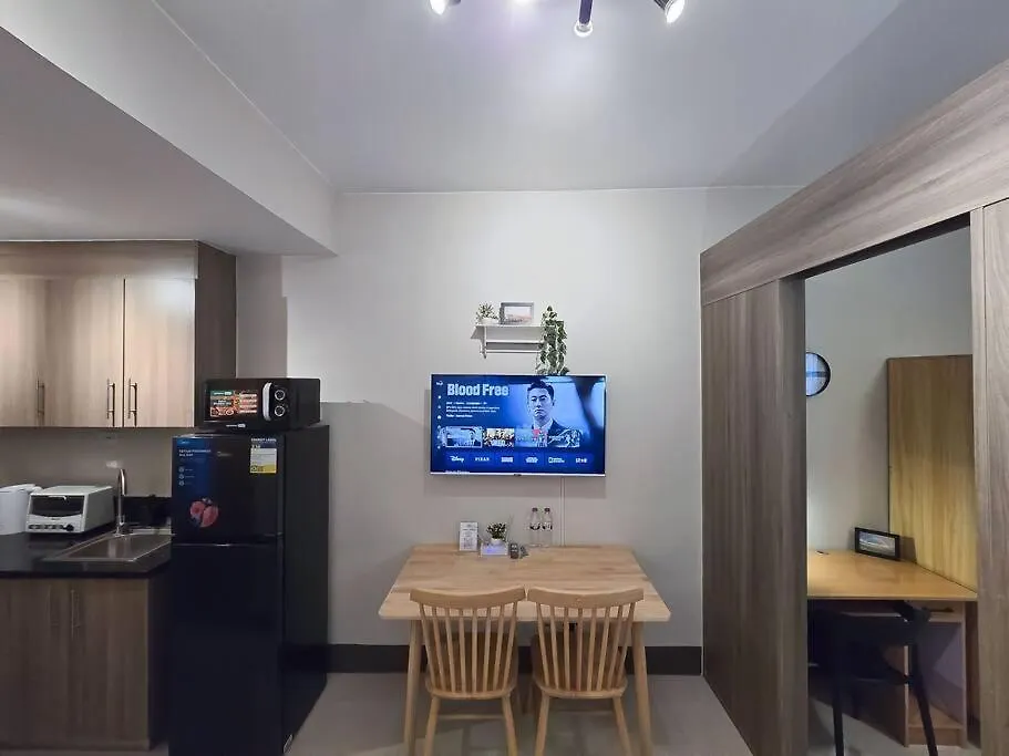 Apartment 1Br Unit Condotel W Balcony Fame Residences -Fm32 Manila Philippines
