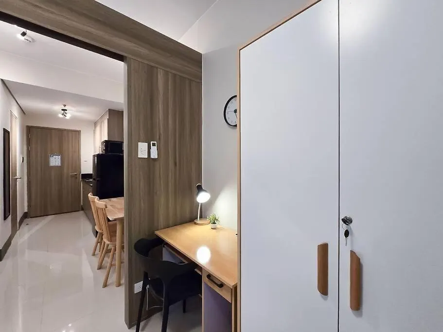 1Br Unit Condotel W Balcony Fame Residences -Fm32 Manila Apartment