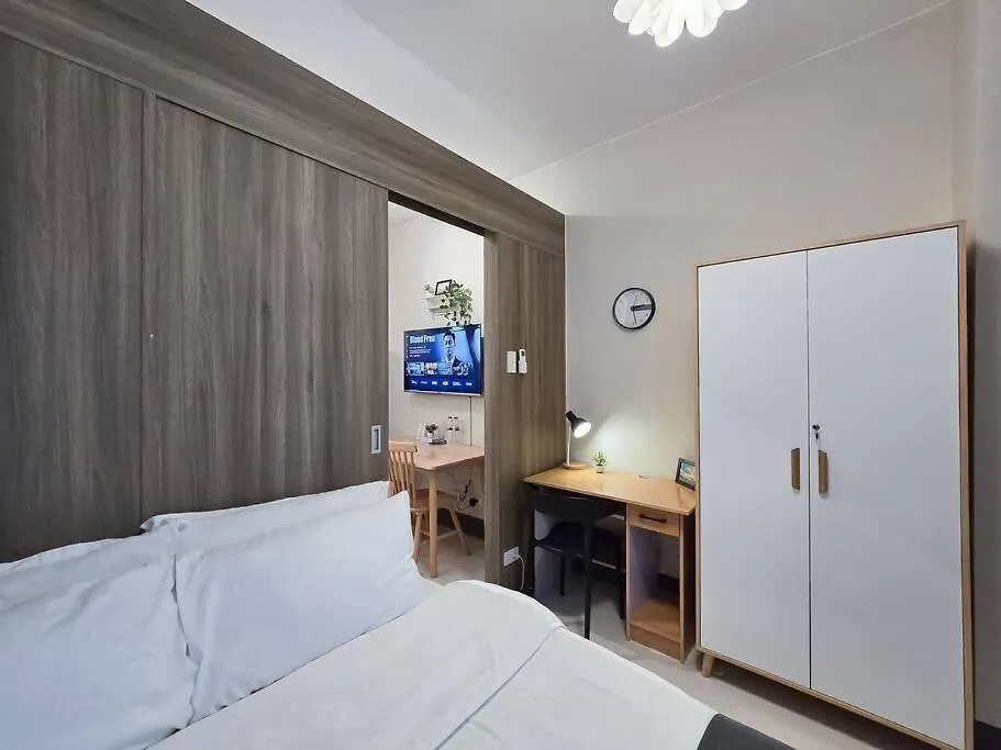 1Br Unit Condotel W Balcony Fame Residences -Fm32 Manila Apartment